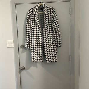 Liverpool Black and White Houndstooth Cape